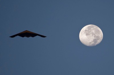 The US B2 Stealth Bomber_122521A