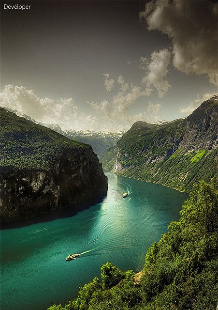 Hardanger Fjord_Norway_060422A