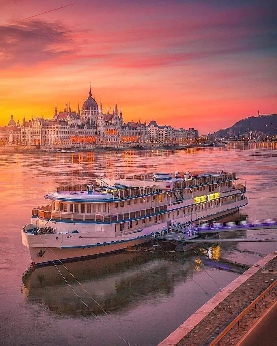 Budapest_Hungary_032721A
