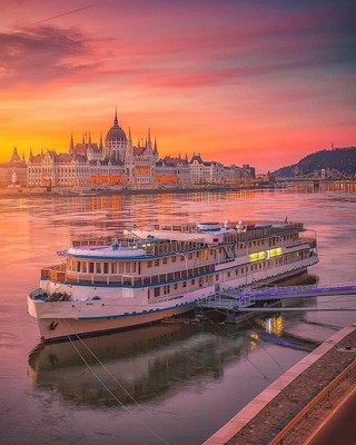 Budapest_Hungary_032721A