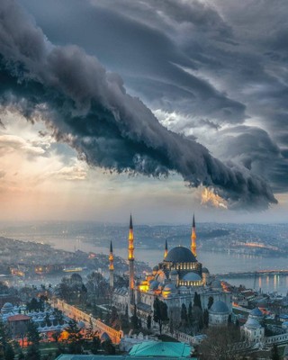 Istanbul_Turkey_062522A