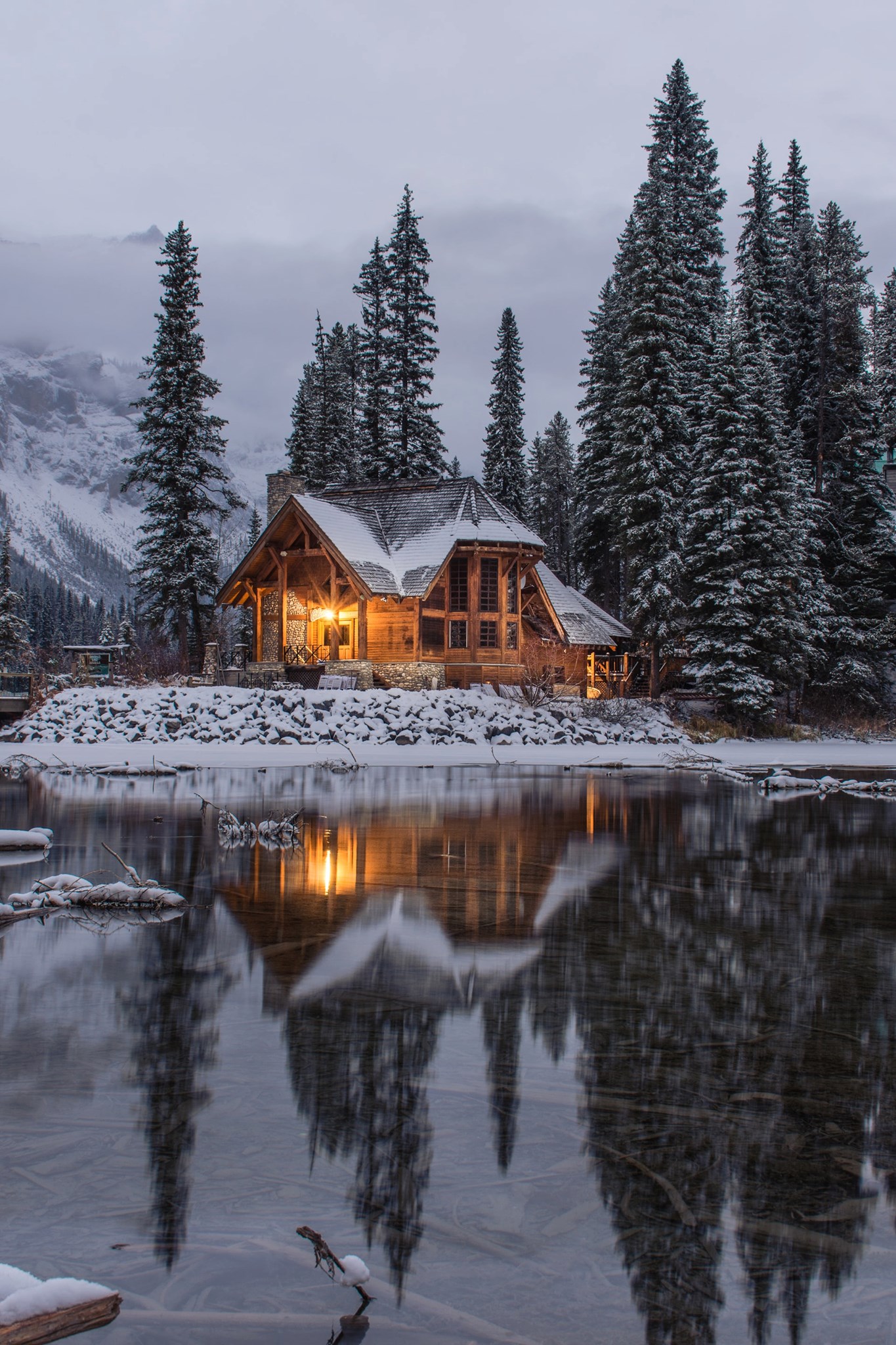 Emerald Lake_Canada_102521A