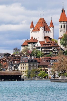 Thun_Switzerland_080621A