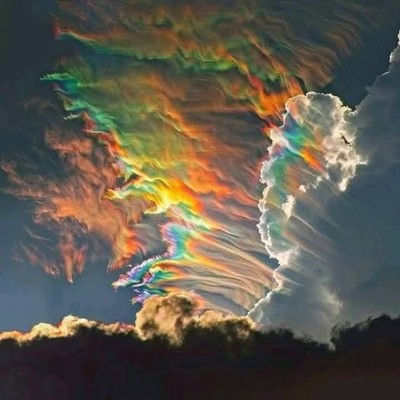Stratospheric Clouds_052525A