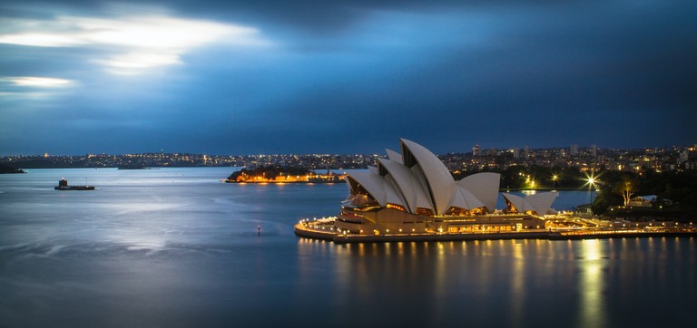 Sydney_Harbor_Bridge_Photologic_100720A